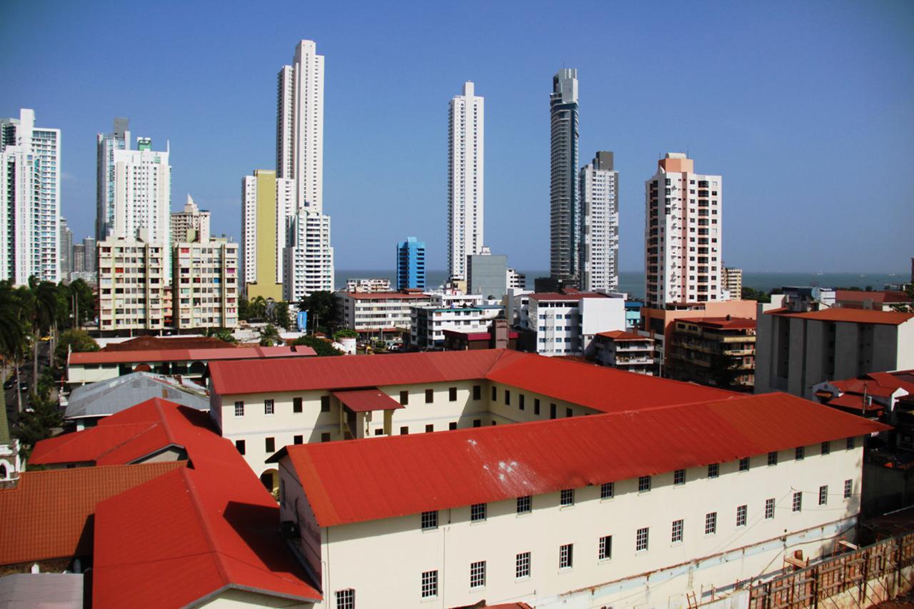 Hotel California Panama Exterior photo